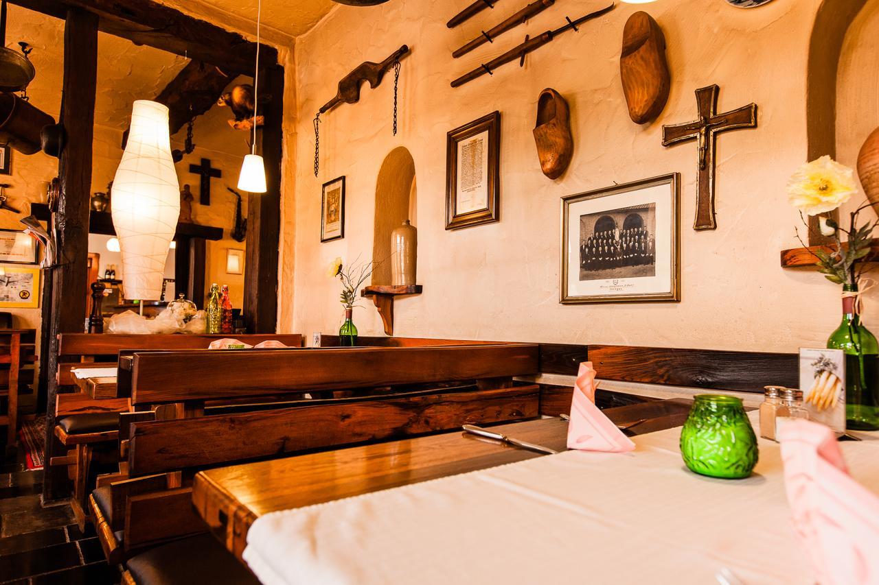 Hotel-Restaurant Gasthof Peters Anno 1650 Selfkant Exteriör bild
